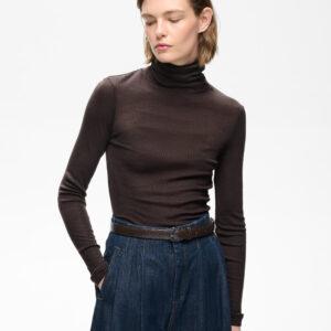 FangIW Rollneck Chocolate Brown